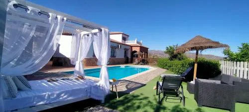 Villa Yasleni by BRISAMAR Holidays