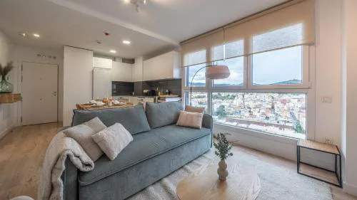 XPCE Urban 21 MALAGA SKYLINE - Parking Free