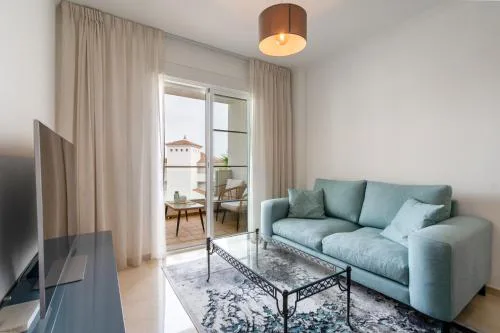 13 Modern apt for 6 guest with shared pool in Manilva Andalucia