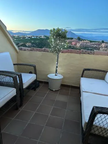 2 Bed Penthouse Apartment