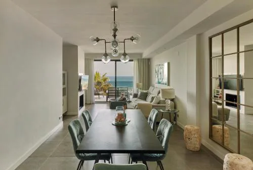 Blue Mediterranean Sea & Spa Suite