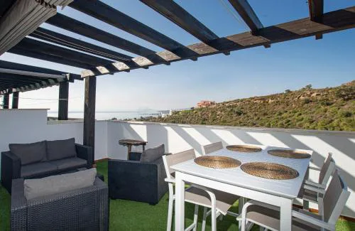 Rock Bay I 2392 beautiful seaview penthouse
