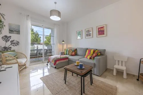 Sunny Hill: Vue Montagne - 3 ch • Valle Properties
