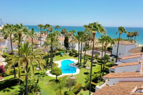 1176 beach front 2 pools bahia