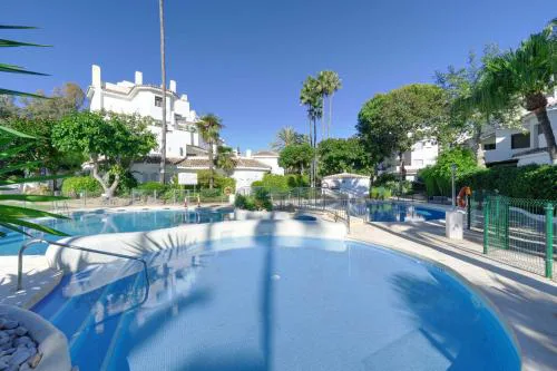 2045 Golden Beach Apartment Steps from the Sea