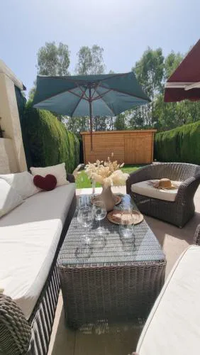 3-bedroom HOUSE with a private sunny garden and community pool in Nueva Andalucia near Puerto Banús