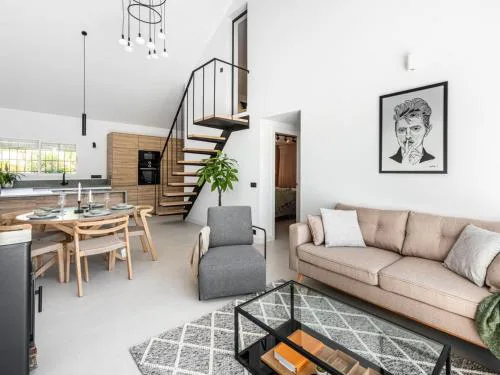 Agrupadas, Beautiful duplex with amazing location