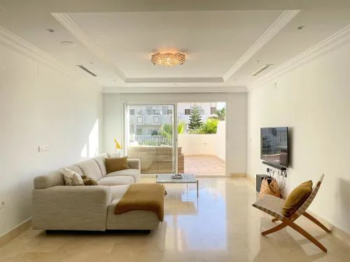 Aloha Hill Club Exclusive Apartment with Premier Resort Amenities
