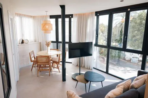 Apartamento en pleno paseo marítimo de Marbella.