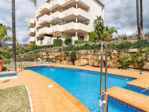 Apartment in Elviria with terrace, Marbella