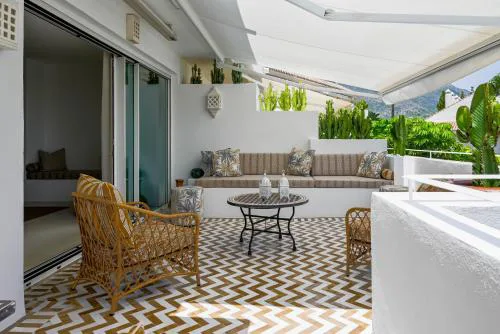 Apartment Marbella - Puente Romano Area - Casa las Mariposas