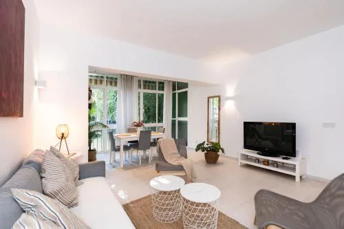 Balmoral suite apartment
