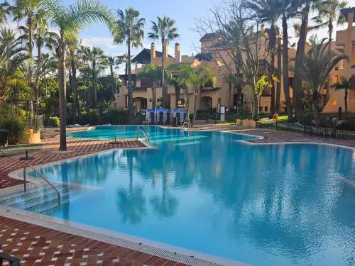Beachfront Apartment in San Pedro - Pass the Keys