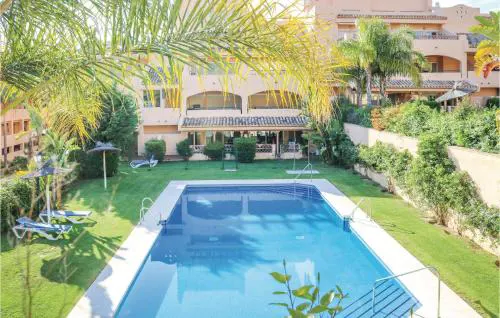 Cozy Apartment In Marbella With Wifi