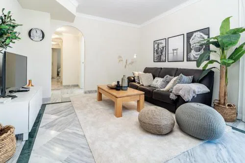DN11-2 bedroom apartment close to Puerto Banus