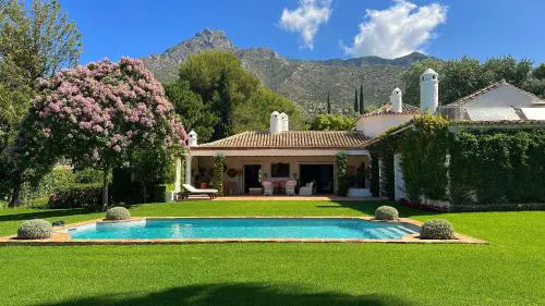 EL ALMENDRAL Premium Villa Marbella Hill Club