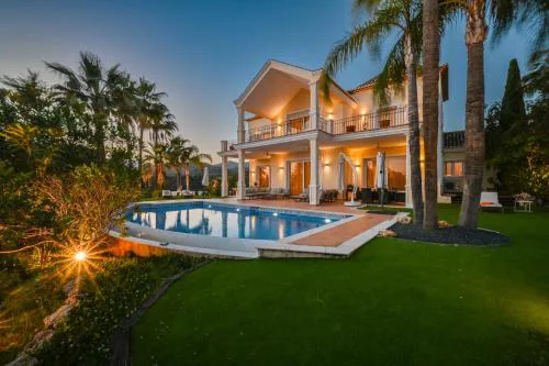 El Rosario large villa w heated pool