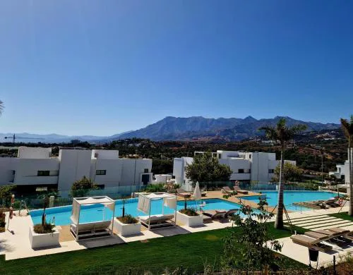 Elegant 3 Bedroom Home next to Santa Clara Golf