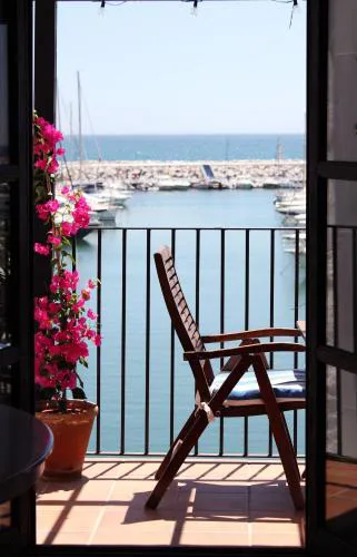 First line in Puerto Banus (Primera linea)