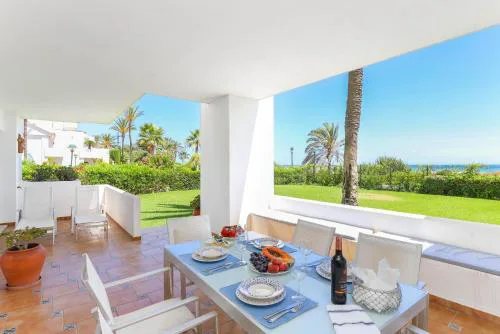 Frontline beach ground floor apartment - Los Monteros Palm Beach