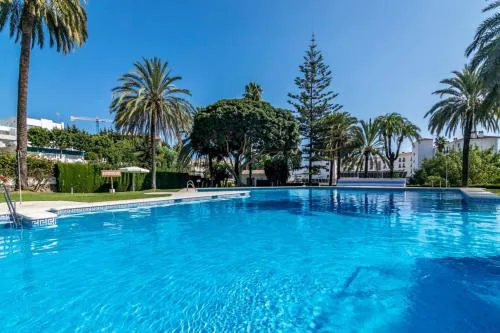 Garden suites 48 walking distance Puerto Banus