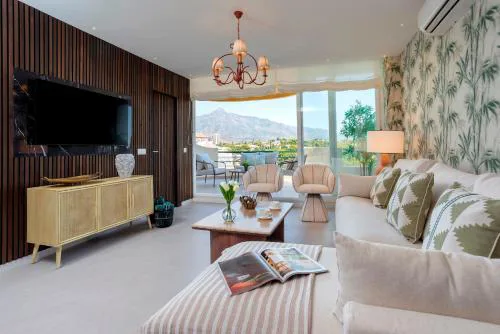 Genteel Home Señorío de Aloha