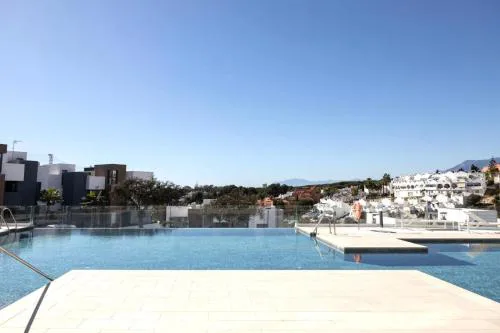 Grand Hideout, Artola Homes