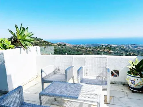 La Mairena - Duplex with Panoramic Sea Views