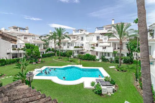 LNM5.30 - Great location with private roof terrace