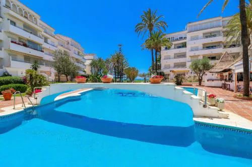 Luxury with pool view - Playa Real beachfront