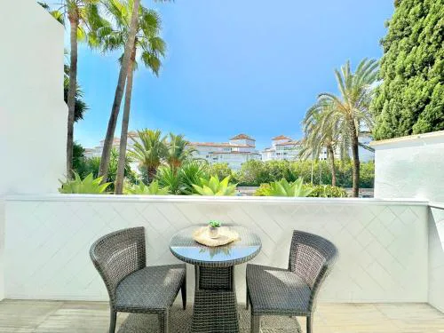 Marbella Beach - New Modern flat Nueva Andalucia in Puerto Banus - EXCEPTIONNEL LOCATION