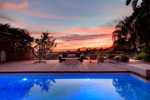 Marbella Boutique Art suites