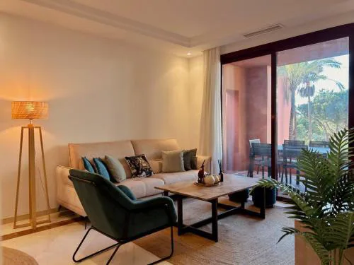 Marbella Elviria: 3 Dorm, Playa andando y Piscina