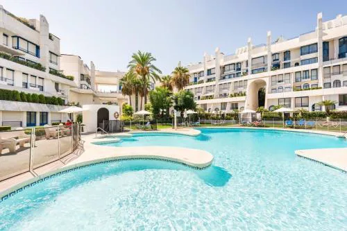 Marbella House imponente ático con piscina privada