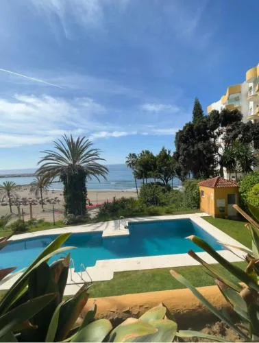 Marbella puerto Andra