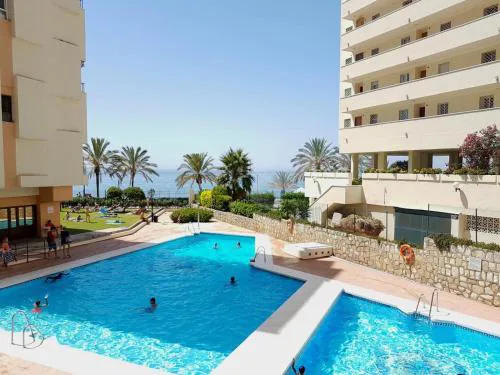 Neptuno 2 bedroom, Marbella center with sea view