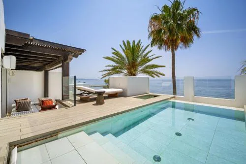 Orquidea 21 A Luxurious Duplex in Persian Gardens Puente Romano