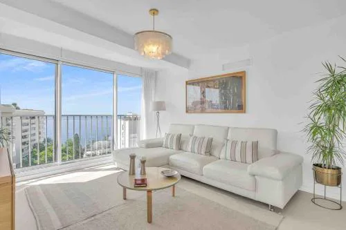 POLO Apartments, Jacaranda 8