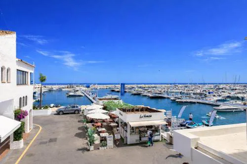 Puerto Banus Marina Apartment with Sea Views - Pass the Keys