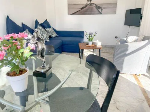 Puerto Banus! Sunny & comfy 2 bd w/ pool & terrace