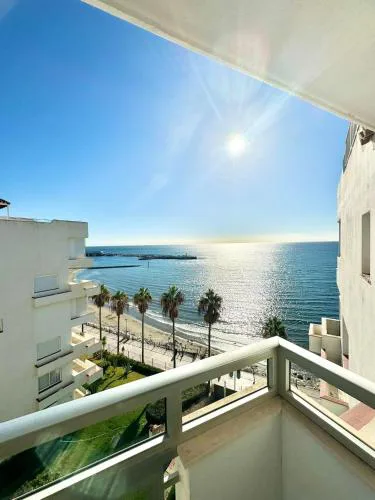 SEA VIEW & BEACH ACCESS - Center - Parking