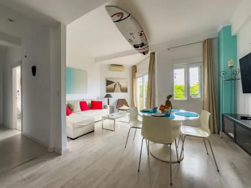 Skol 323 Delightful apartment with double terrace, sea and park view