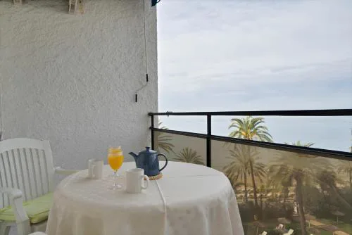 SKOL A405 - Wā Marbella Beach