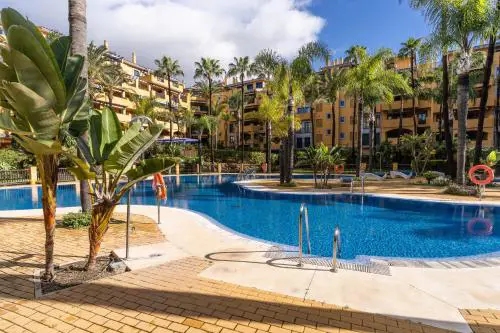 Spacious four bedroom apartment in San Pedro