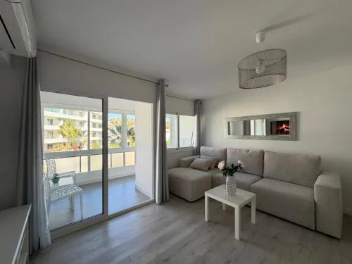 The White Pearl Marbella