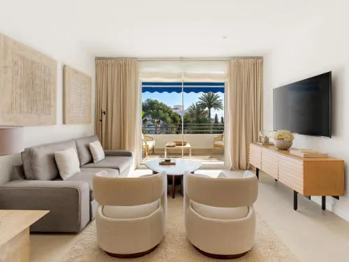Two Bedroom Apartment - Sea View