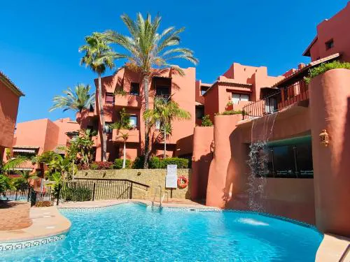 Two-room apartment in Elviria NEAR THE BEACH with parking