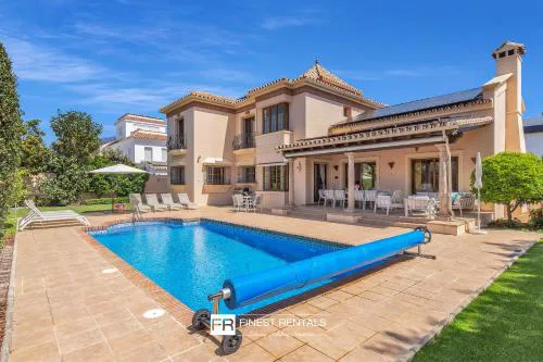 Villa Magnolia by Finest Rentals