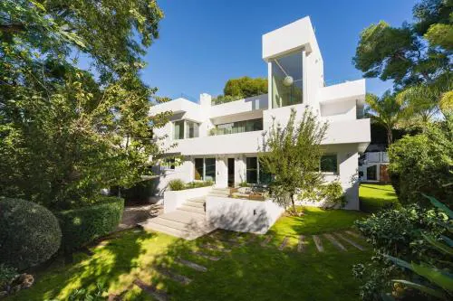 Villa Nueva Andalucía Ref #107
