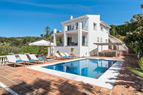 Villa Vista Royale Ref #100